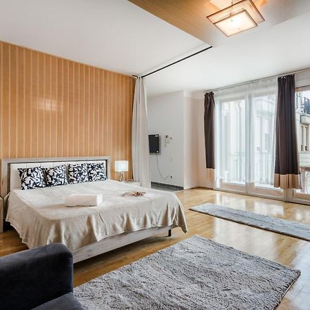 Bpr Timber Loft Home With Balcony Будапеща Екстериор снимка