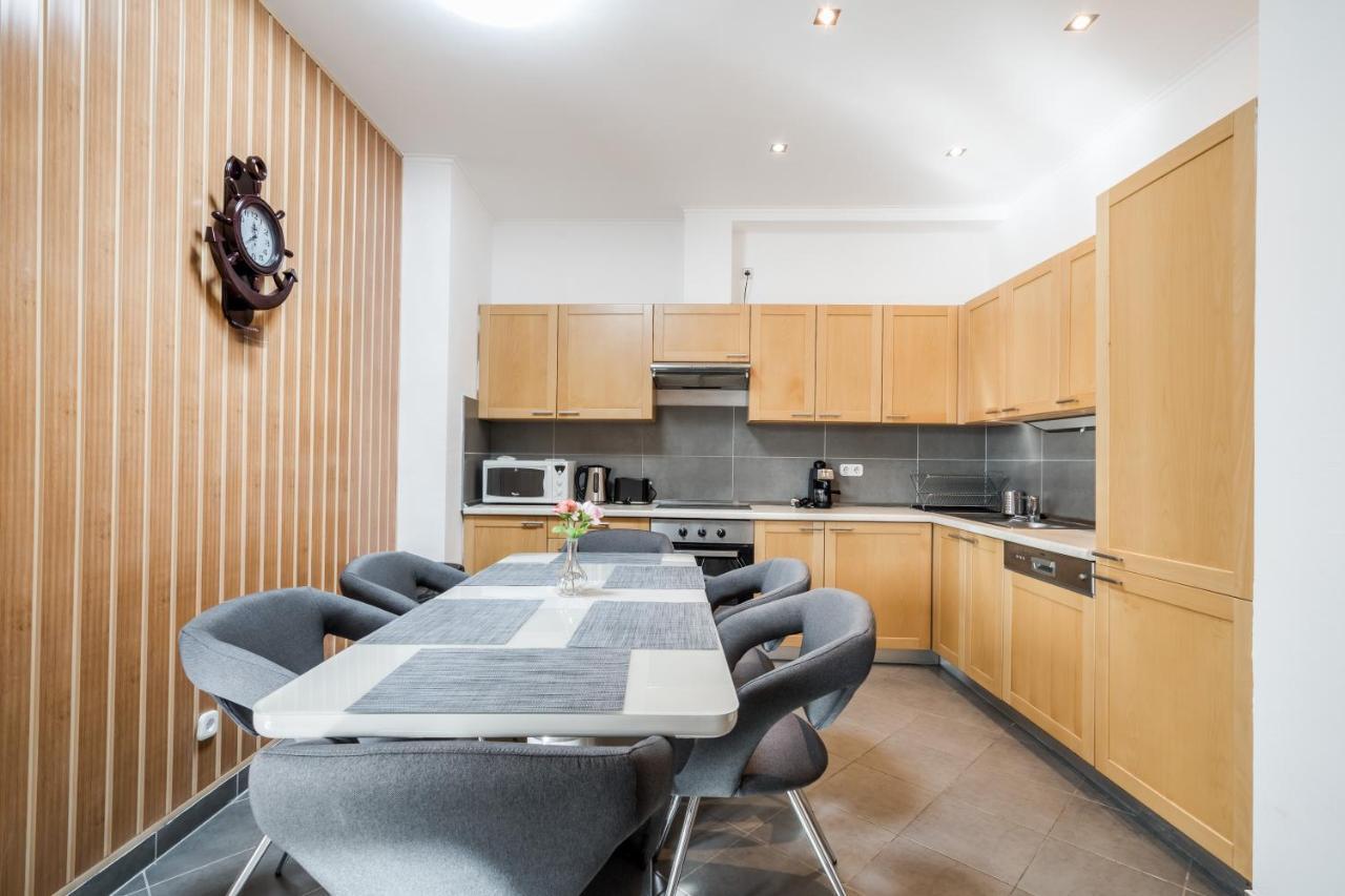 Bpr Timber Loft Home With Balcony Будапеща Екстериор снимка